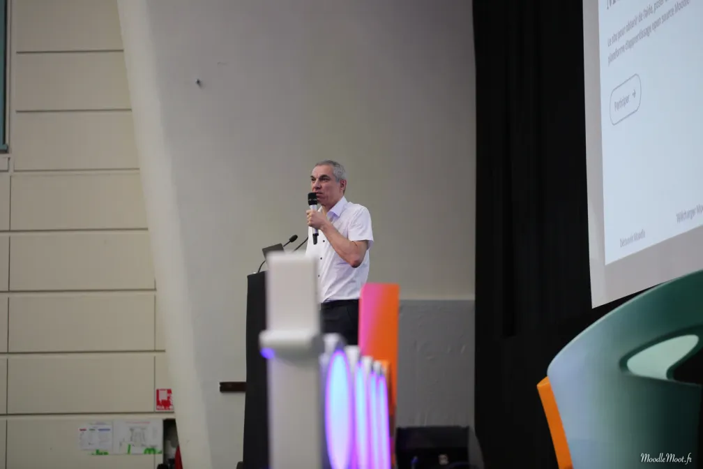 Nicolas Martignoni lors du Moodle Moot 2024 à Marseille.webp