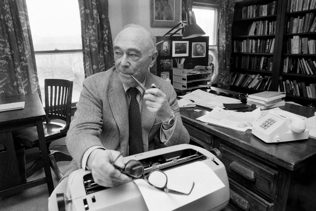Jerome S. Bruner en 1983. Ses travaux ont contribué à briser l’emprise du behaviorisme sur l’étude de l’esprit. Crédit…Sue Klemens/Associated Press